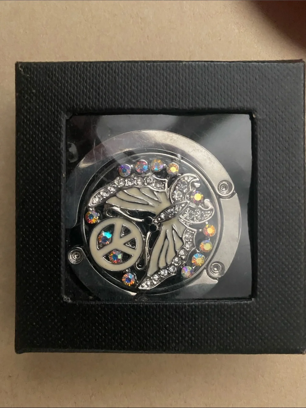 N/A elegant silver